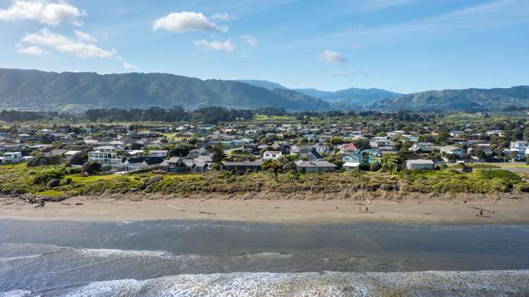 115 Field Way Waikanae Beach_33