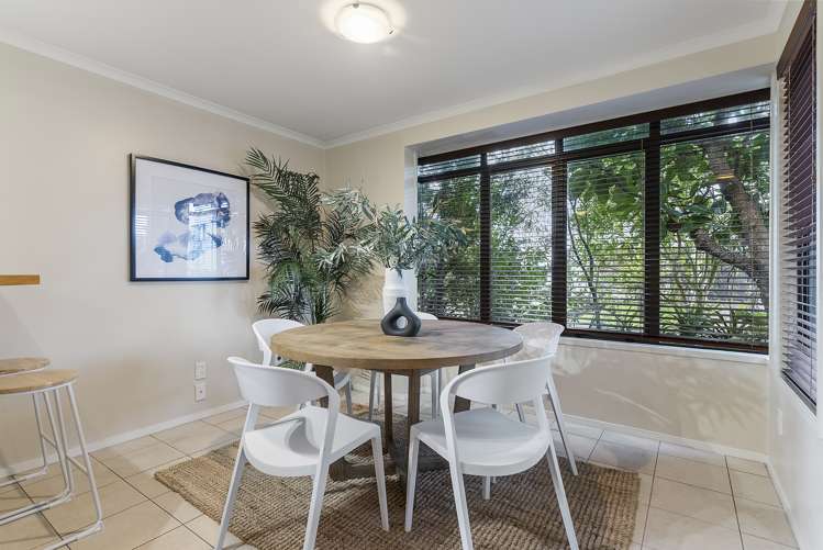 1 Siena Place Te Atatu Peninsula_15