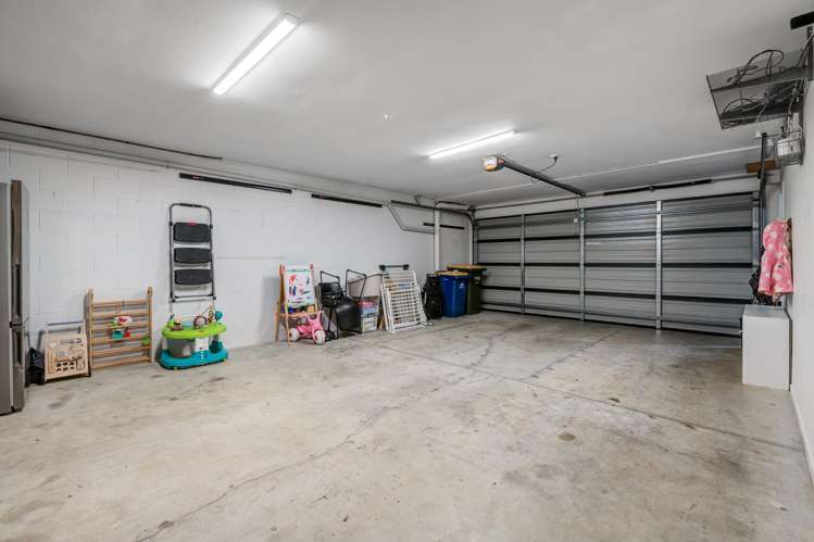 4/13 Kaihu Street Northcote_17