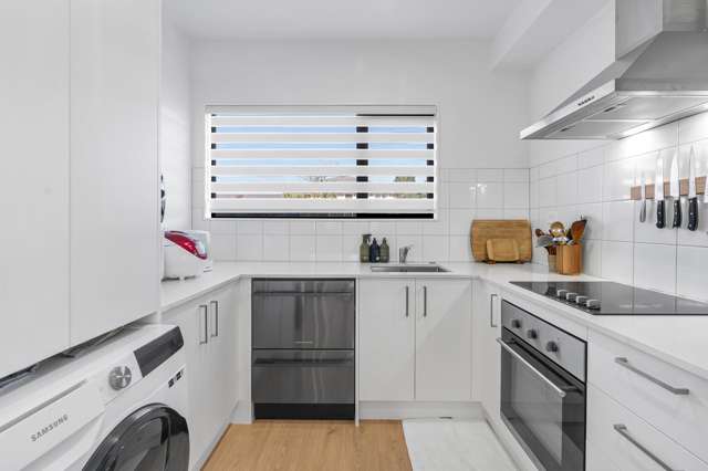 14 Eileen Newey Place Henderson_1