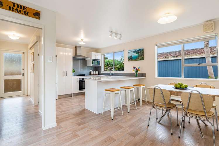 10 Rakatau Place Ruakaka_3
