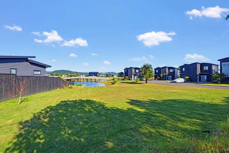 102 The Fairway Matarangi_6