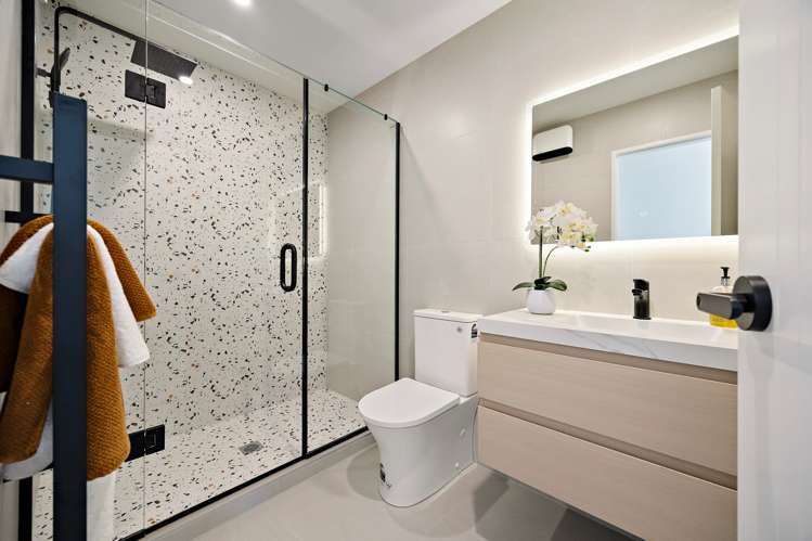 8/41 Seaside Avenue Waterview_9