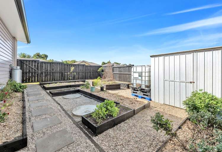 79 Seventh View Avenue Beachlands_13