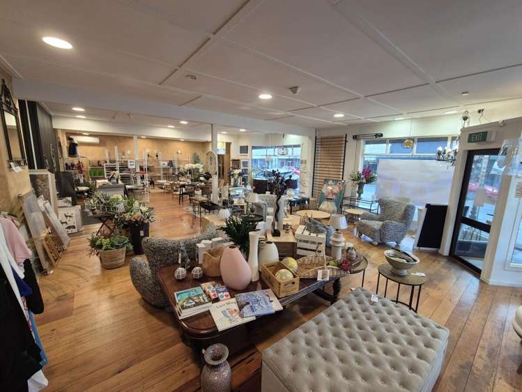 206 Main Highway Otaki_2