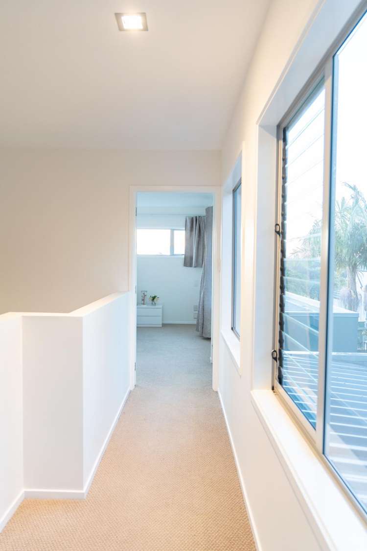8 Roy Maloney Drive Henderson Heights_22