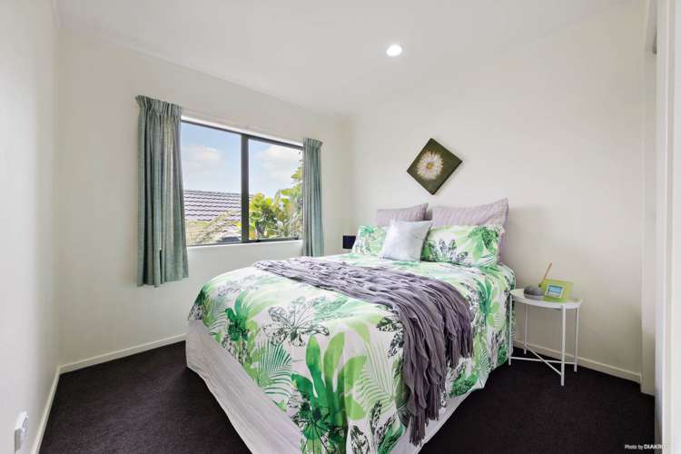 30 Loughanure Place Massey_8