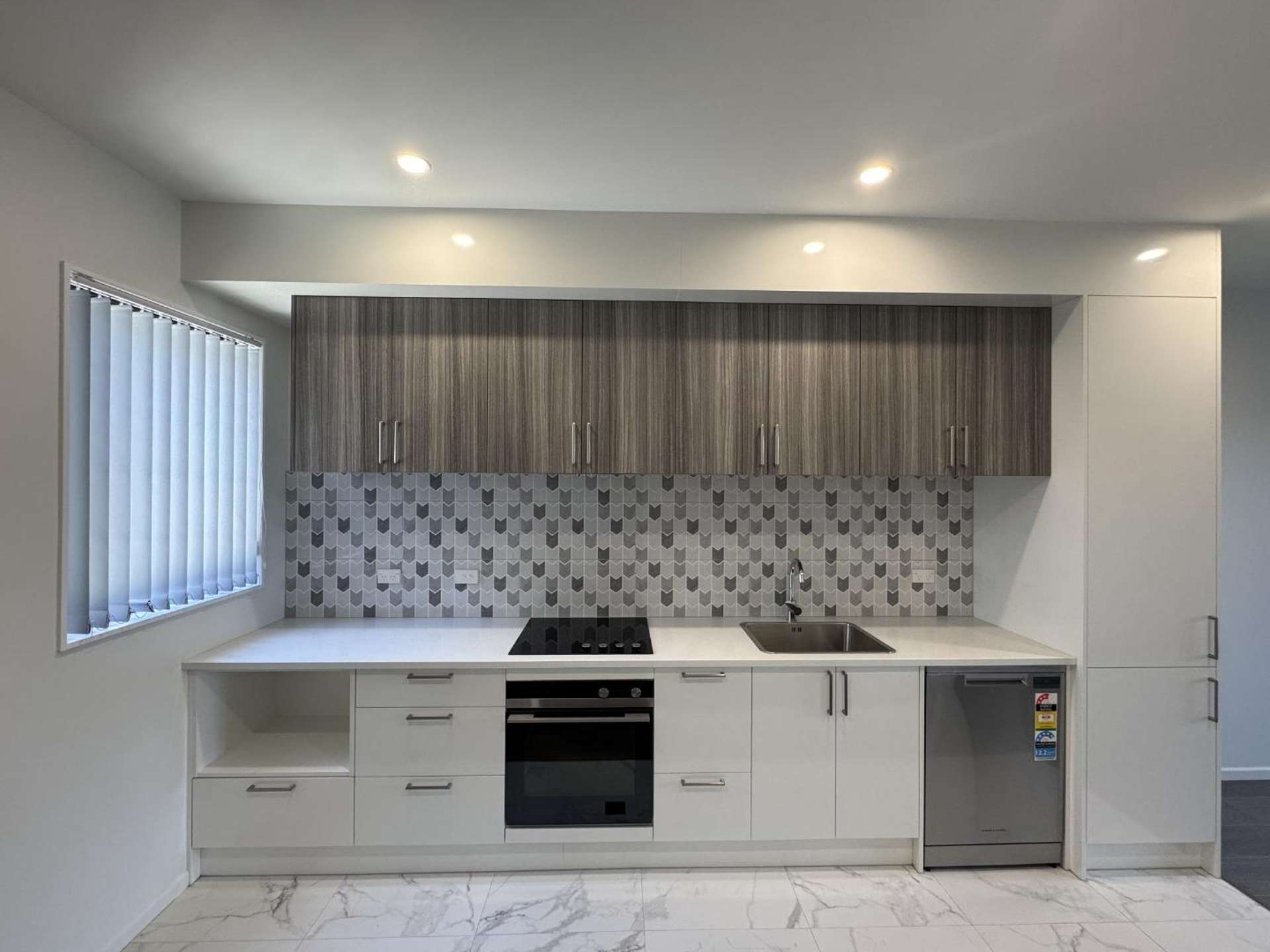 2/17 Barneys Farm Road Clendon Park_0