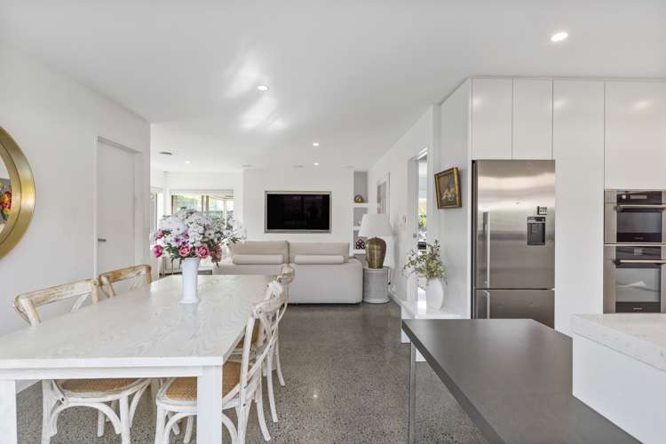 137 Mountain Road Mangere Bridge_9