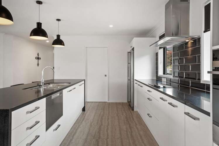 104 Solan Drive Waimauku_26