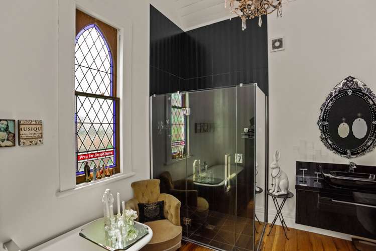 17 School Road Clive_16