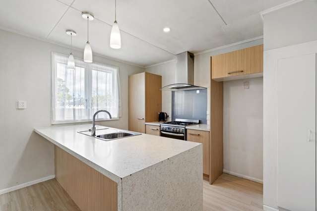 19 Shrimpton Road Haumoana_4