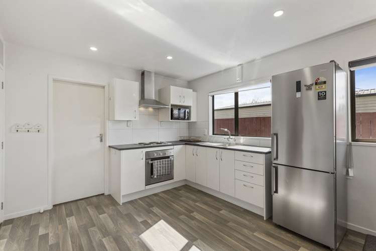 1/32 Cameron Street Papakura_5