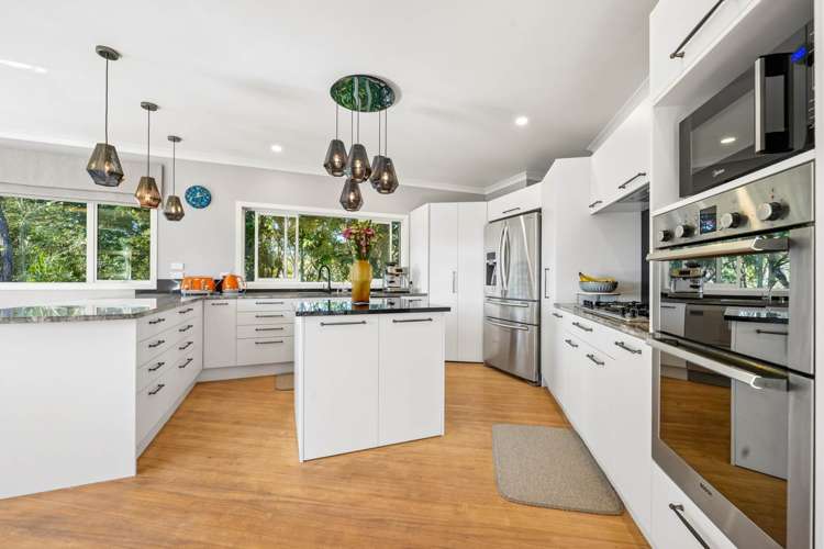15 Blacks Road Greenhithe_10