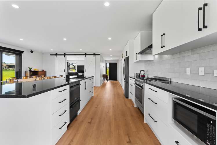 543 Alfred Road Kaimiro_37