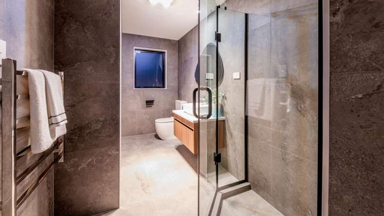 25 Meadows Drive Clevedon_22