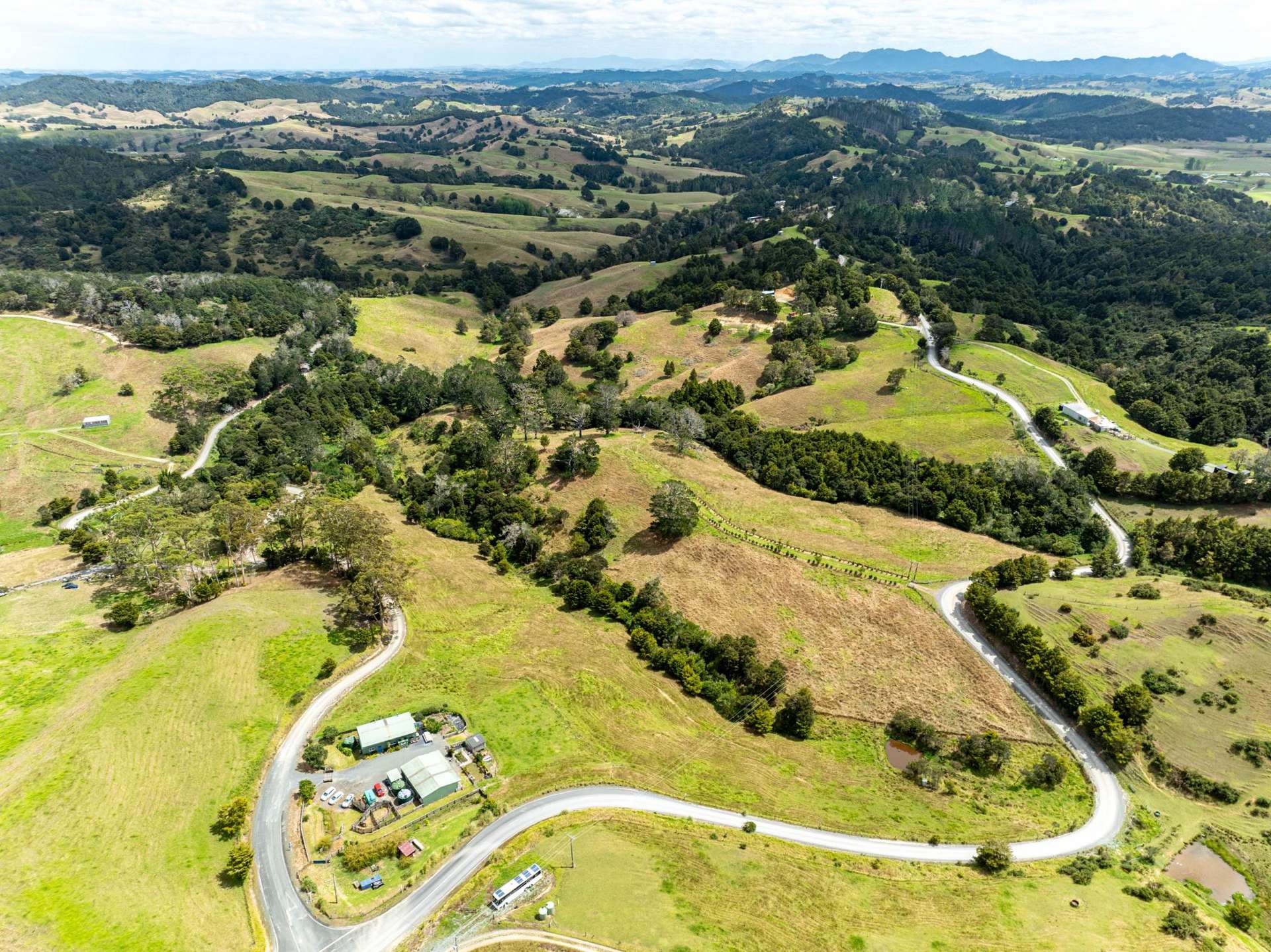 135 Central Road Paparoa_0