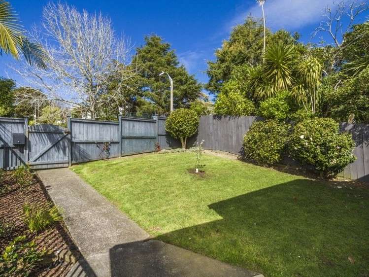 82 Roseberry Avenue Birkenhead_18