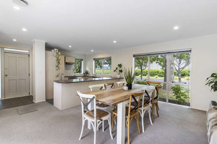 22 Bruce Pulman Drive Takanini_8