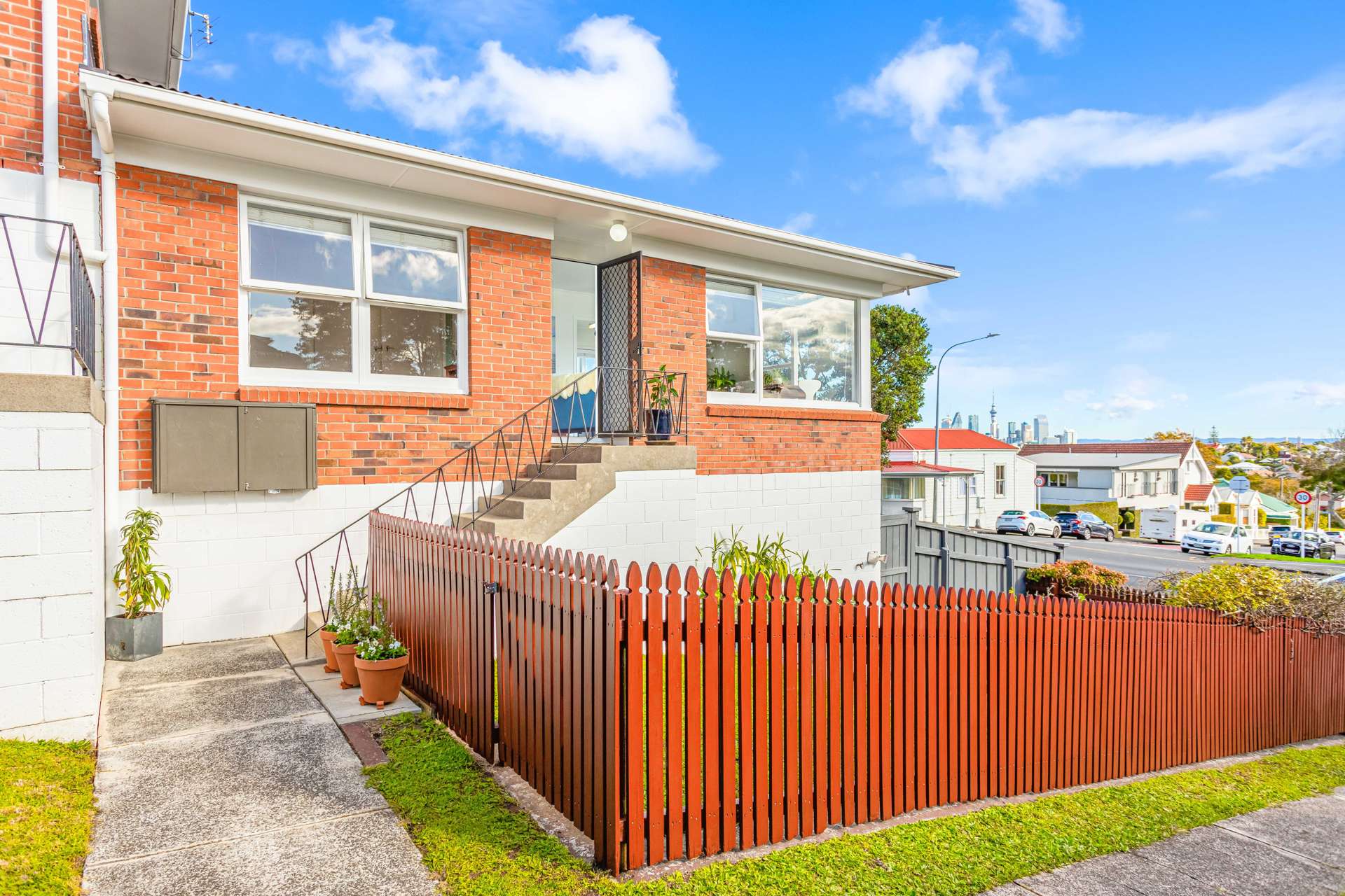 1/96a Victoria Road Devonport_0