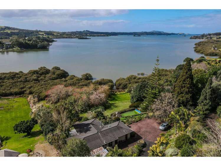 7 The Lookout Kerikeri_32