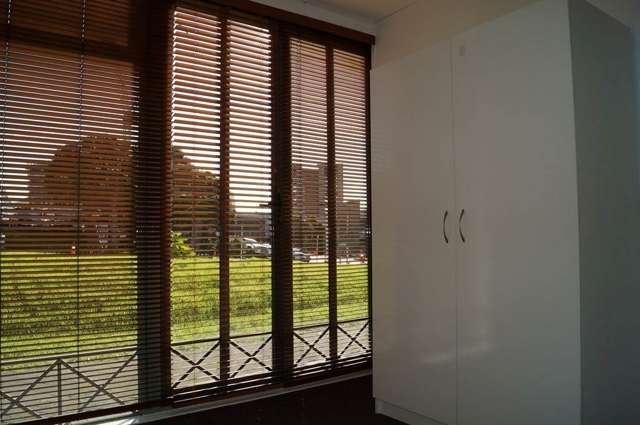 16B/88 Cook Street City Centre_3