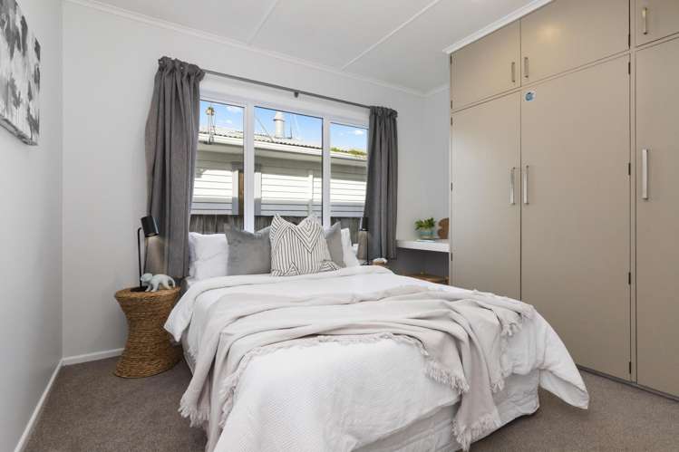 18 Russell Avenue Pukekohe_10