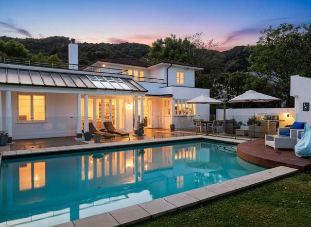 25 Cheviot Road, Lowry Bay Eastbourne_1