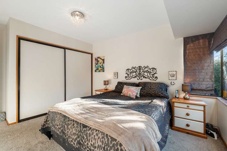 2/2 Fountainhead Lane Hillmorton_14