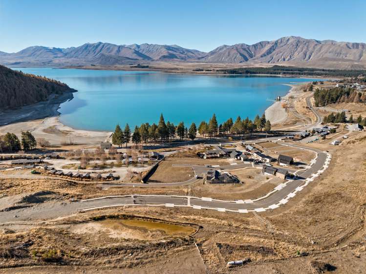 Station Bay Lake Tekapo_0