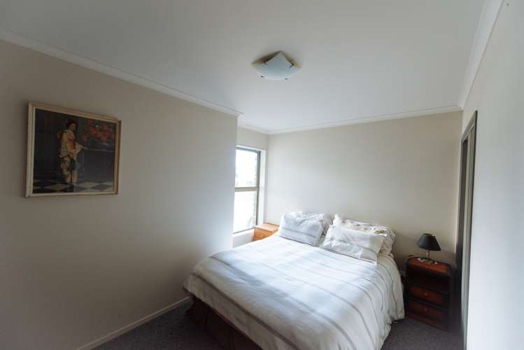 9 Esplanade Kaka Point_12