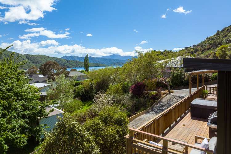 30 Waimarama Street Waikawa Bay Marlborough Houses for Sale One