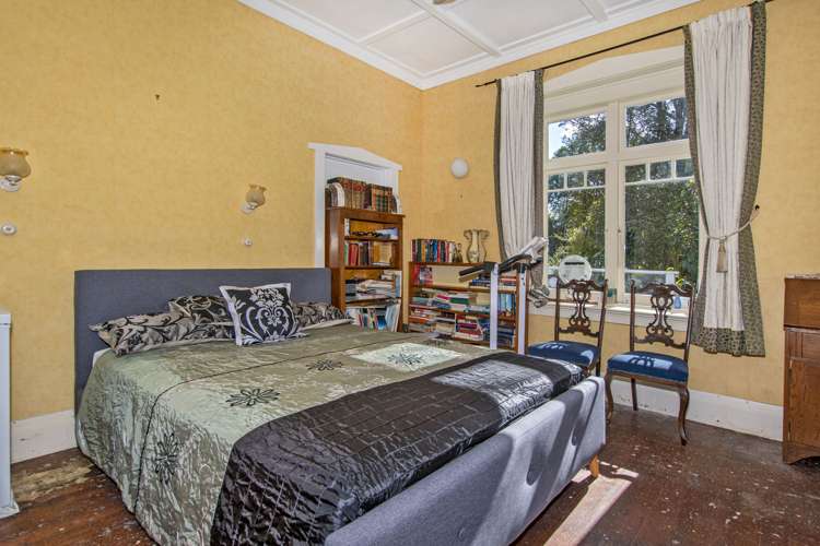 43 Riverside Drive Riverside_13