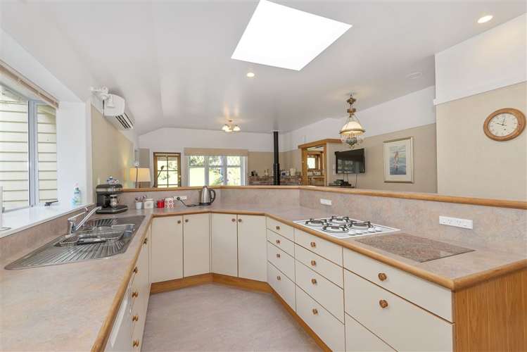 384 Decanter Bay Road Little Akaloa_4