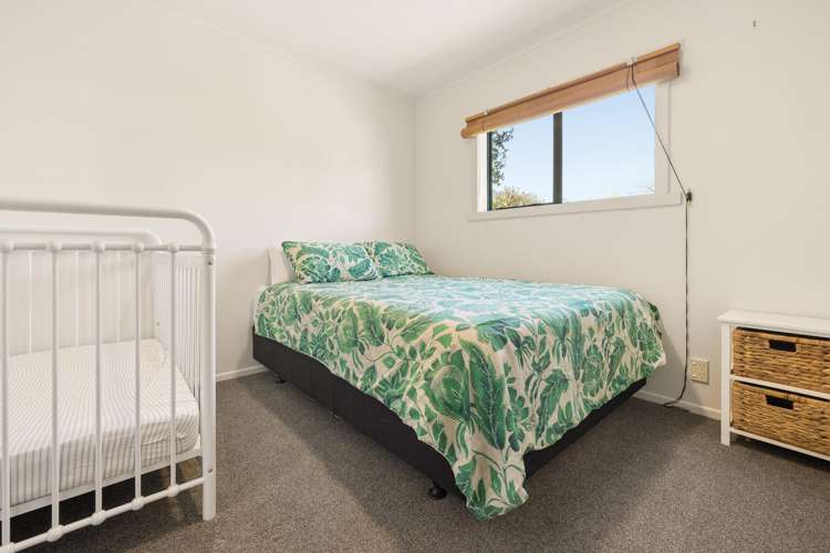 4 Adela Stewart Drive Athenree_15