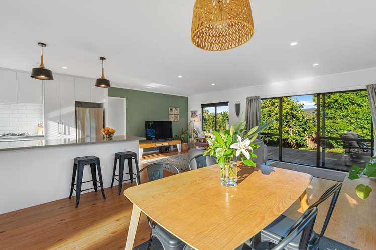 70 Heron Avenue East Matua_11