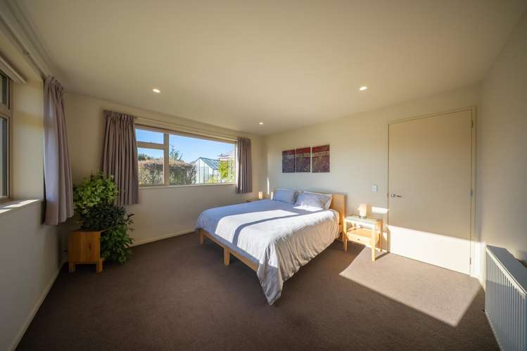 73 Holmwood Road Manapouri_18