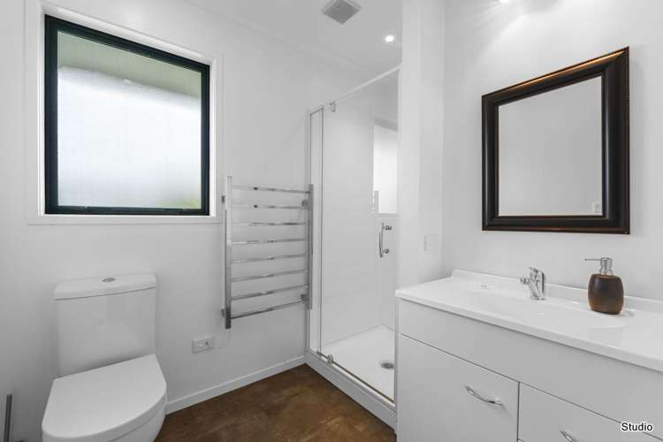 136 Muriwai Road Waimauku_25