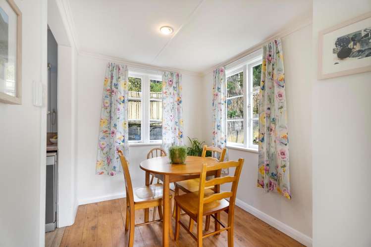 35 Elmslie Road Pinehaven_5