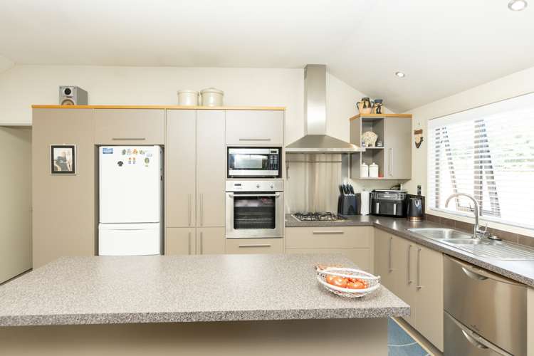 1211c Victoria Street Whitiora_7