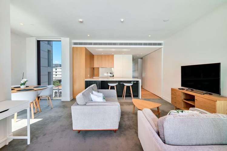 301/134 Halsey Street 500164_1