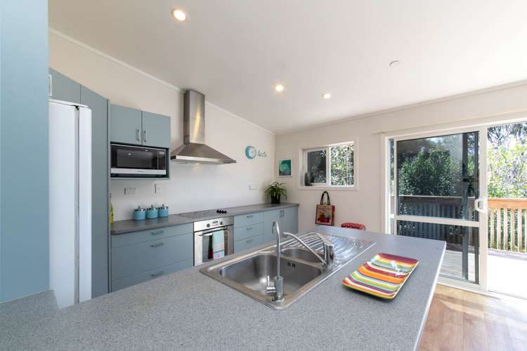 90 Warner Park Avenue Laingholm_8