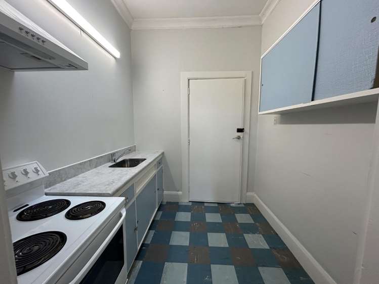 2/247 Cuba Street 10930_2