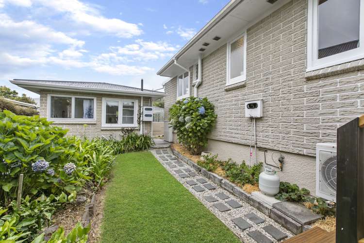 3 Rosecamp Road Beach Haven_11