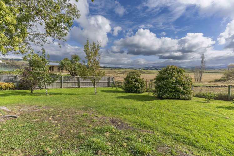 12 Kerr Street Karitane_21