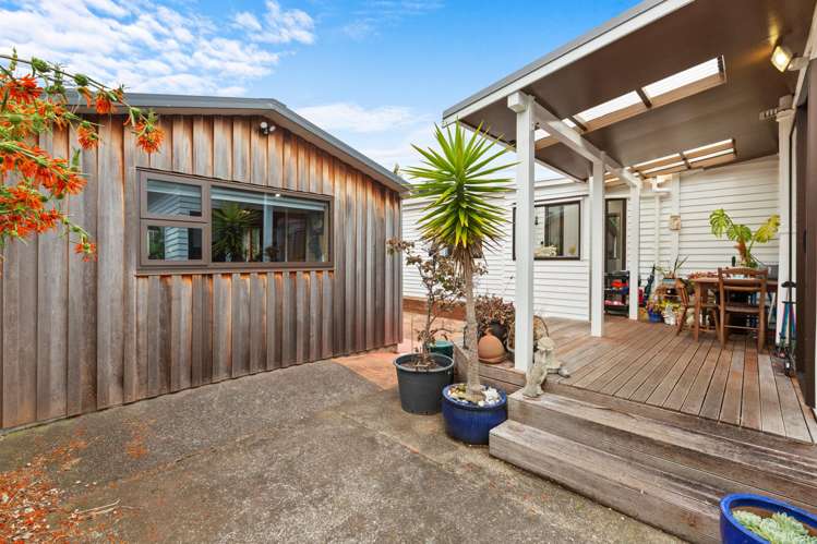 15 Glamis Avenue Strathmore Park_20