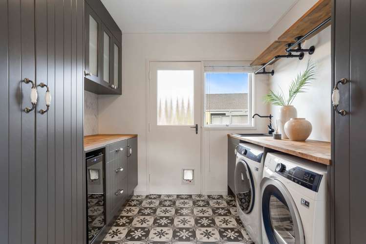 8 Riviera Place Hauraki_12