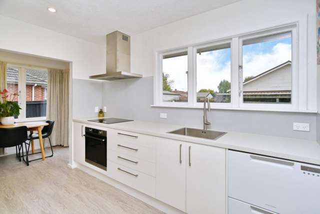 2/21 Dunedin Street Redwood_1