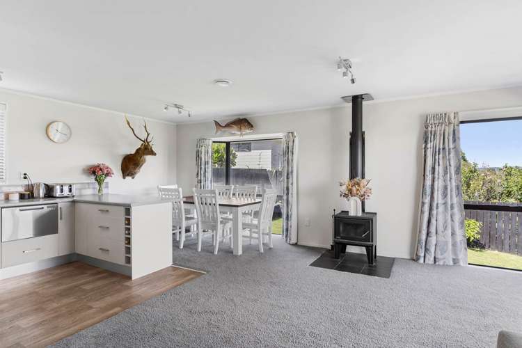 44a Wharf Road Clarks Beach_11