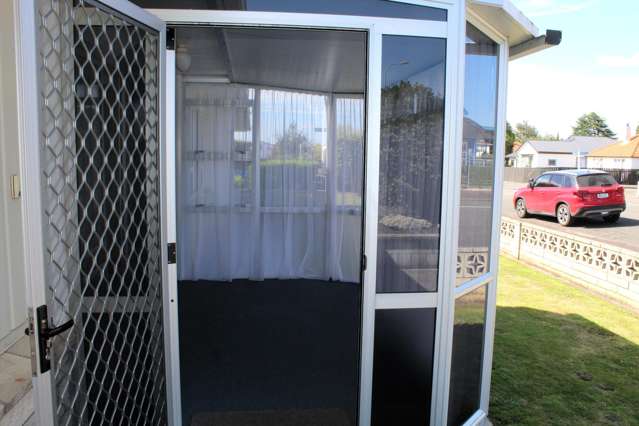 6a Stairs Street Dannevirke_3